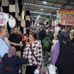 Edirne'de Bulgarların yoğunluğu esnafı sevindirdi