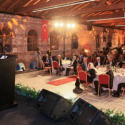 Esenler'de &ldquo;Diriliş&rdquo; sezonu: Sezai Karako&ccedil;'un adı yaşatılacak