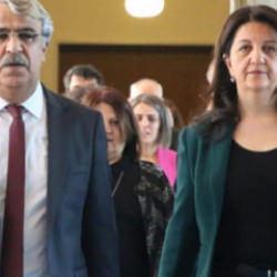 İmralı Heyeti, Cumhurbaşkanı Yardımcısı Yılmaz ile g&ouml;r&uuml;şt&uuml;