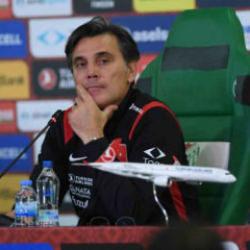 İstifa etmeyi d&uuml;ş&uuml;nmeyen Montella i&ccedil;in İtalyan gazeteciden olay iddia