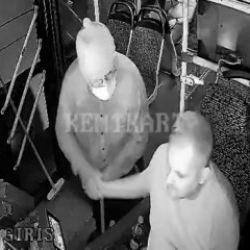 Kooperatif başkan yardımcısı kılık değiştirip otob&uuml;s şof&ouml;rlerini denetledi