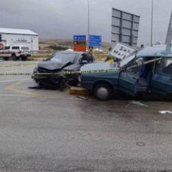 K&uuml;tahya'da kahreden haber: 2 vatandaş &ouml;ld&uuml;, yaralılar var