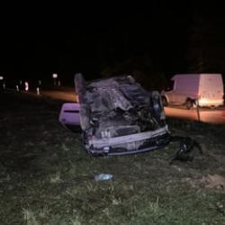 Zonguldak&rsquo;ta seyir halindeki otomobil takla attı: 2 yaralı