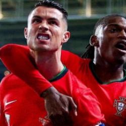 Rafael Leao Cristiano Ronaldo'nun formasını aldı!