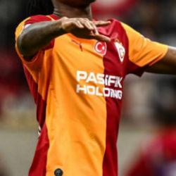 Ronaldo kamptan ayrıldı! Portekiz'in 7 numarası Galatasaraylı oyuncu oldu