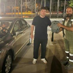 Kocaeli'de d&uuml;r&uuml;stl&uuml;k hik&acirc;yesi! Kaybettiği 6 bilezik ona geri d&ouml;nd&uuml;