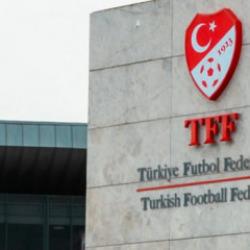 Bel&ccedil;ika'dan b&uuml;y&uuml;k terbiyesizlik! TFF heyeti &uuml;lkeye alınmadı