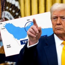 Trump'tan İran'ı &ccedil;ıldırtacak hareket! Kendi ismini verdi! T&uuml;m d&uuml;nyada g&uuml;ndem oldu