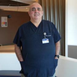 Uzman isim ebeveynleri uyardı: Okul stresi sanıyorsunuz altından gastrit &ccedil;ıkabilir