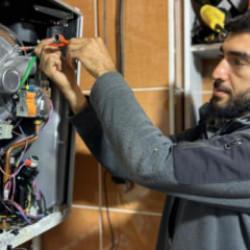 Van&rsquo;da kombi ustalarının kış mesaisi başladı