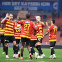 2-0'dan d&ouml;nen rakibi 90+3'te yıktılar! 1. Lig'de lider değişmedi