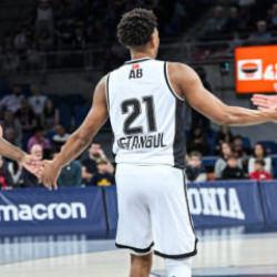 Kartal EuroLeague'e ısınıyor! Deplasmanda kazandı