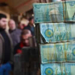 Irak dinarı i&ccedil;in karar! Dolar karşısında y&uuml;zde 13 deval&uuml;asyon: Kur 1.520 dinara &ccedil;ıktı