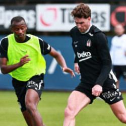 Beşiktaş, Kocaelispor ma&ccedil;ı i&ccedil;in h&uuml;cum &ccedil;alıştı