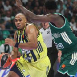 Fenerbah&ccedil;e, EuroLeague'de yenilgiyle tanıştı