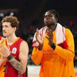Galatasaray Şampiyonlar Ligi'nde parkeye &ccedil;ıkıyor!