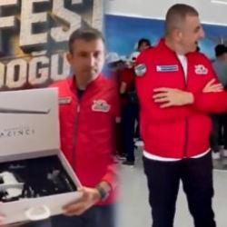 İngiliz B&uuml;y&uuml;kel&ccedil;i TEKNOFEST&rsquo;te yerinde g&ouml;rd&uuml;: &lsquo;M&uuml;hendislik yetenekleri bambaşka&rsquo;