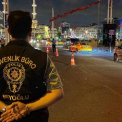 İstanbul'da &ccedil;eşitli su&ccedil;lardan aranan 640 kişi yakalandı