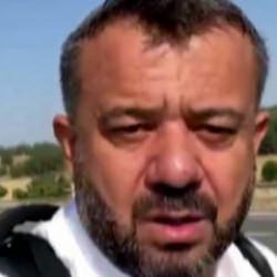 Kahramanmaraş'tan y&uuml;r&uuml;yerek ve otostop &ccedil;ekerek umreye gidiyor