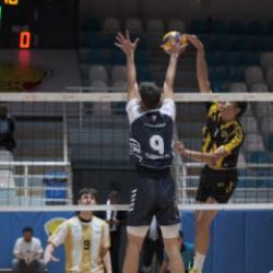 Voleybolda Konya r&uuml;zgarı! 3'te 3 yaparak zirveye yerleştiler