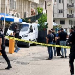 Kuyumcu cinayetinin zanlısı yurt dışına ka&ccedil;arken yakalandı