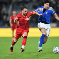 Milli futbolcudan İtalya ma&ccedil;ı sonrası a&ccedil;ıklama! '&Uuml;lkemizi &ccedil;ok &uuml;zd&uuml;k'
