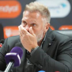 S&uuml;per Lig ekibinin hocası yenilgi sonrası a&ccedil;ık konuştu: Takımda kalmak istiyorum