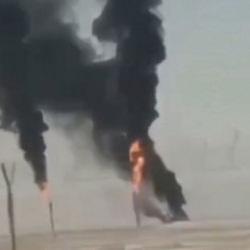 &Uuml;lkenin en b&uuml;y&uuml;k petrol tesisini vurdular: İşte ilk g&ouml;r&uuml;nt&uuml;ler!
