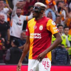 Victor Osimhen'den Barcelona yanıtı!