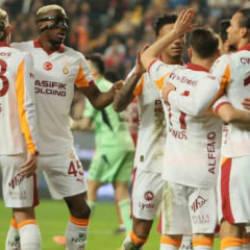 4 eksik! Galatasaray Gen&ccedil;lerbirliği ma&ccedil;ının kamp kadrosunu a&ccedil;ıkladı