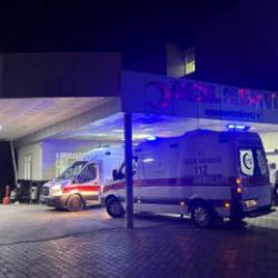 İzmir'de zehirlenme ş&uuml;phesi! 80 iş&ccedil;i hastanelik oldu