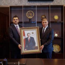 AK Parti'den İzmir B&uuml;y&uuml;kşehir Belediye Başkanı Cemil Tugay'a ilk ziyaret