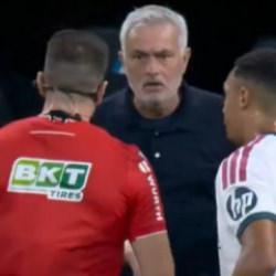 Arda G&uuml;ler&rsquo;e yapılan faul Mourinho&rsquo;yu &ccedil;ıldırttı: Hakeme sert tepki