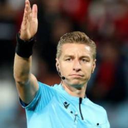 Beşiktaş ve Trabzonspor'un Avrupa ma&ccedil;larını y&ouml;netecek hakemler a&ccedil;ıklandı