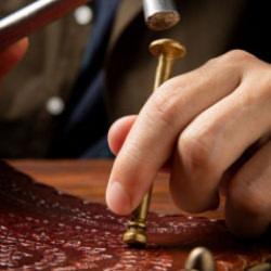 Deri İşlemeciliği: Geleneksel El Sanatı
