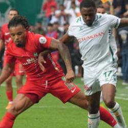 S&uuml;per Lig'de Amed fırtınası s&uuml;r&uuml;yor! Konyaspor 86'da yıkıldı