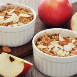 Elmalı crumble tarifi: &Uuml;zeri kıtır kıtır, i&ccedil;i yumuşacık!