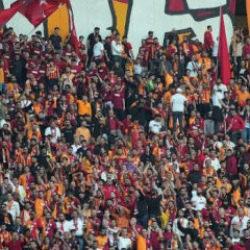 Galatasaray - Barcelona ma&ccedil;ı başlamadan tarihe ge&ccedil;ti! Rakam dudak u&ccedil;uklattı