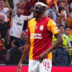 Galatasaray'da Barcelona ma&ccedil;ı &ouml;ncesi Osimhen kararı