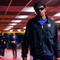 Galatasaray'dan &ouml;vg&uuml;yle bahseden Yamal, ma&ccedil;ın kırılma anını a&ccedil;ıkladı!
