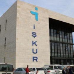 İŞKUR Gen&ccedil;lik Programı&rsquo;nda yeni d&ouml;nem: 150 bin &uuml;niversite &ouml;ğrencisine kontenjan