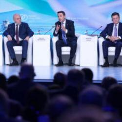 Bakan Bayraktar Rusya Enerji Haftası&rsquo;nda: Kapasiteleri etkin kullanmalıyız