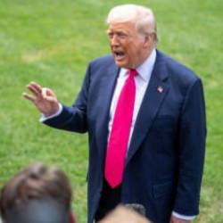 Trump, İran'dan sonra yeni savaşa hazırlanıyor: Se&ccedil;im sonrasını işaret etti