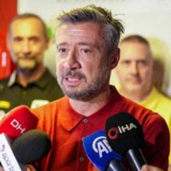 T&uuml;mer Metin'den ma&ccedil; sonrası Galatasaraylı yıldız i&ccedil;in flaş s&ouml;zler! 'Gırtlağına yapışırım'