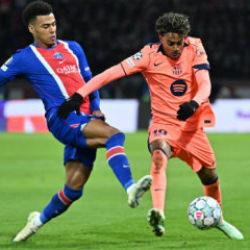 Devler Ligi'nde 6 goll&uuml; erken final! PSG, Barcelona'yı fena dağıttı