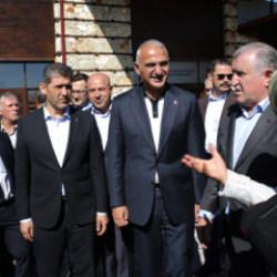 Bakan Ersoy baba ocağında iki yeni eserin a&ccedil;ılışını yaptı