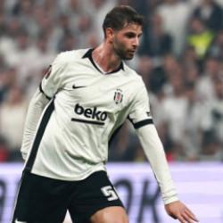 Beşiktaş'tan &Uuml;mit Akdağ a&ccedil;ıklaması! Kırık tespit edildi