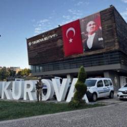 &Ccedil;ukurova Belediyesinde "ATM memuru" operasyonu: Başkanın kızı da g&ouml;zaltında