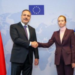Fidan'dan Br&uuml;ksel'de diplomasi trafiği!