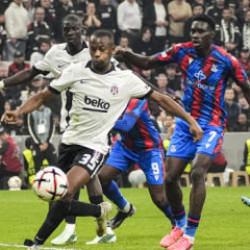 İngiliz basını Beşiktaş-Crystal Palace ma&ccedil;ını konuşuyor! 'Galibiyetten mahrum kaldı'